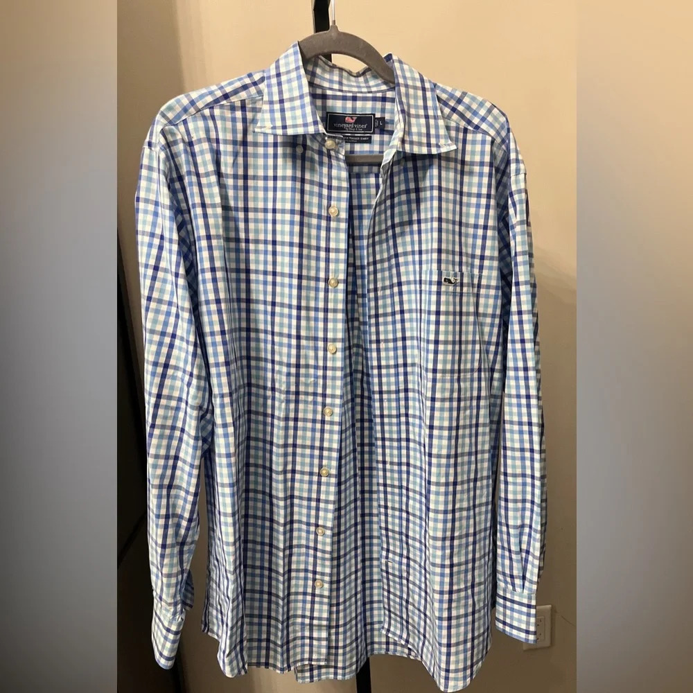 Vineyard Vines Classic Fit Tucker Shirt. Size L, Long Sleeve